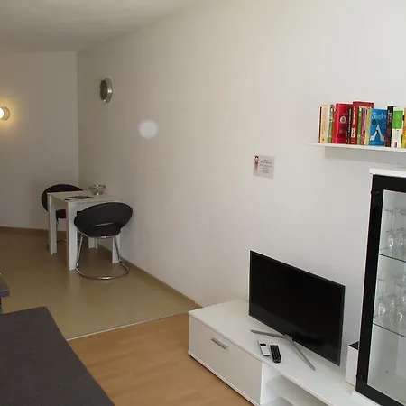 Apartment Bünda